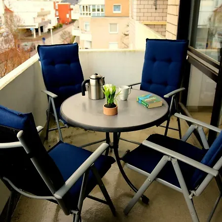 Am Park Apartment